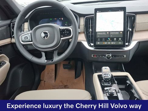 New 2026 Volvo XC90 T8 Plus w/ Protection Package Premier AWD/4WD image 8
