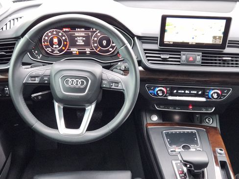 Used 2019 Audi Q5 2.0T Premium Plus image 29