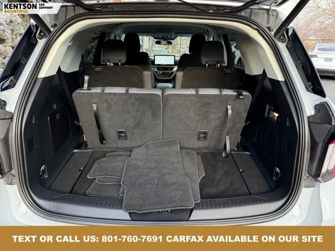 Used 2025 Ford Explorer Active image 30