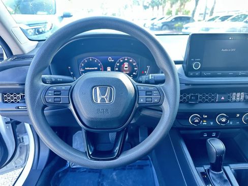Used 2023 Honda Accord LX image 18
