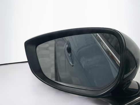 Used 2025 MAZDA CX-30 AWD 2.5 S w/ Preferred Package image 16
