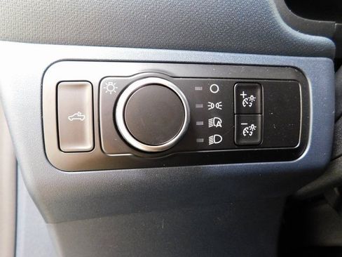 New 2025 Ford Maverick XL w/ Equipment Group 102A image 18