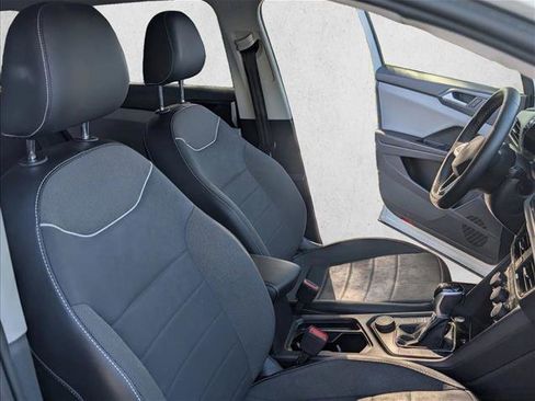 Used 2023 Volkswagen Taos SE image 22