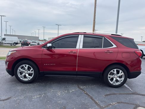 Certified 2019 Chevrolet Equinox Premier AWD/4WD image 6