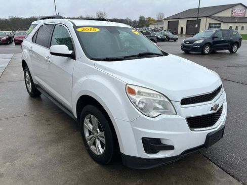 Used 2015 Chevrolet Equinox LT image 3