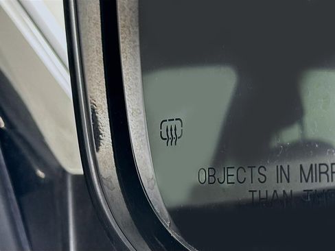 Used 2022 Jeep Grand Cherokee L Limited image 11