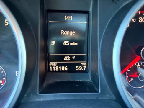 Used 2011 Volkswagen GTI 2-Door image 9