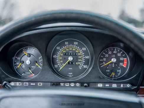 Used 1988 Mercedes-Benz 560 SL image 28