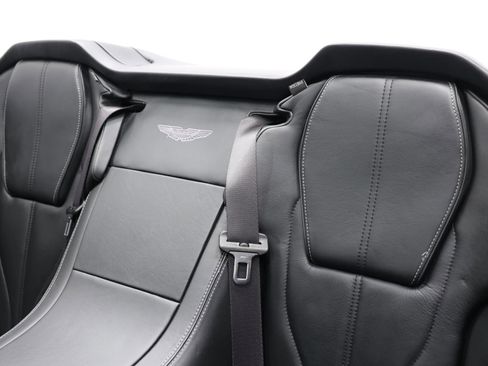 Used 2015 Aston Martin DB9 Volante RWD image 47