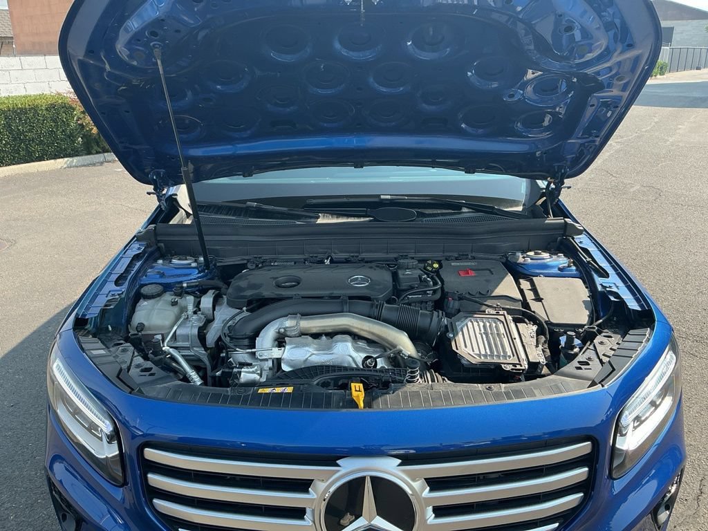 Certified 2024 Mercedes-Benz GLB 250 4MATIC image 33