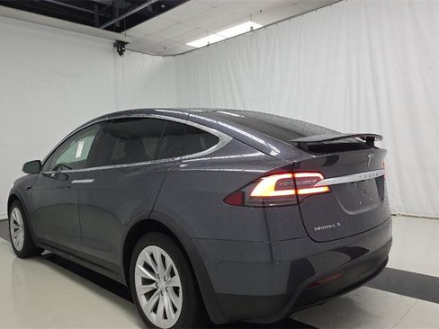 Used 2017 Tesla Model X 100D image 6