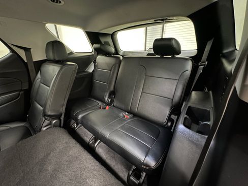 Used 2020 Chevrolet Traverse LS w/ LPO, Floor Liner Package FWD image 18