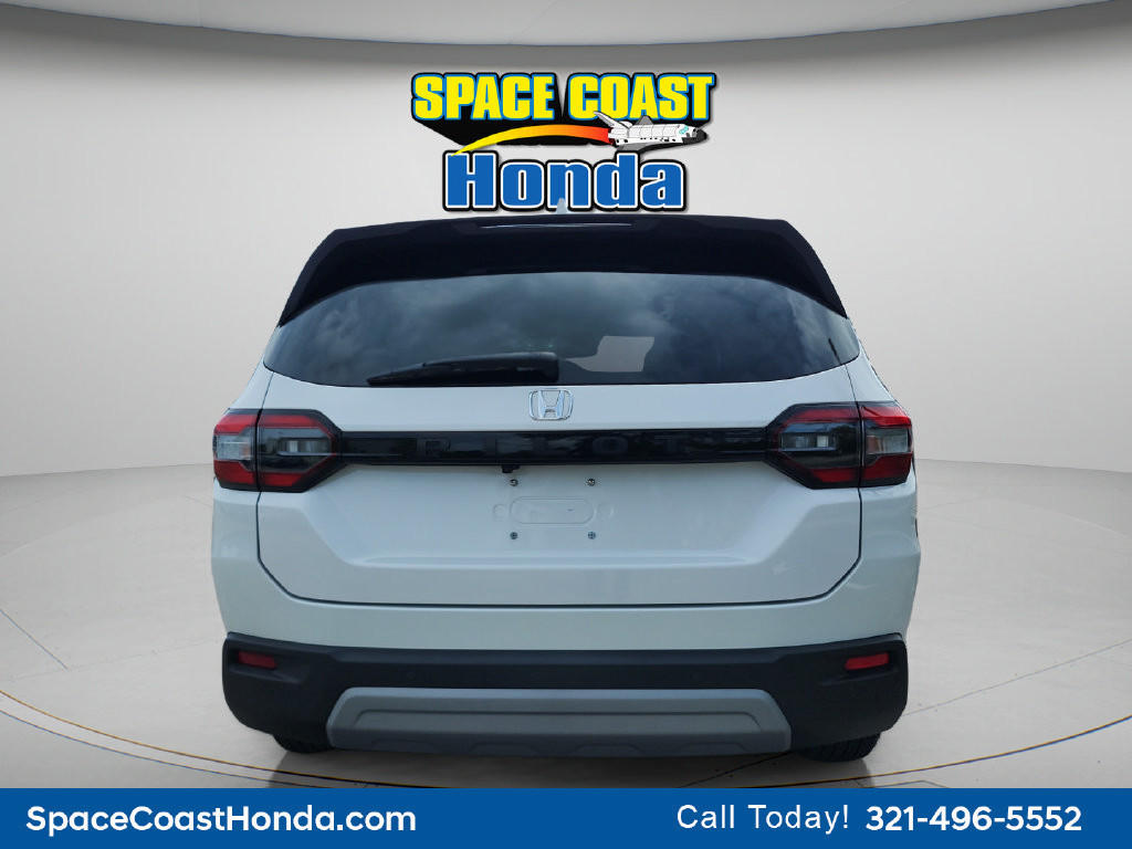 Used 2025 Honda Pilot EX-L image 4