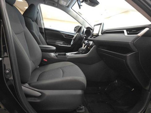 Certified 2023 Toyota RAV4 LE AWD/4WD image 26