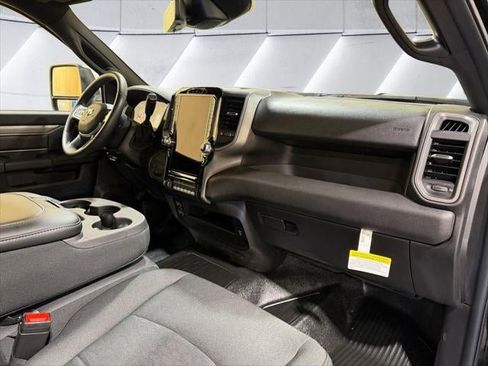 New 2026 RAM 3500 Tradesman image 32