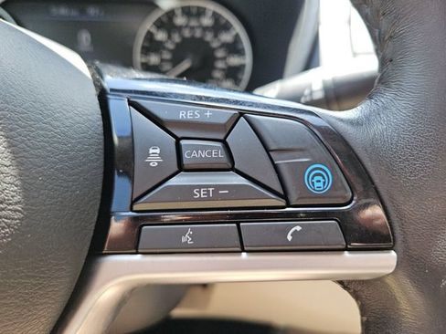 Used 2019 Nissan Altima 2.5 SV FWD image 13