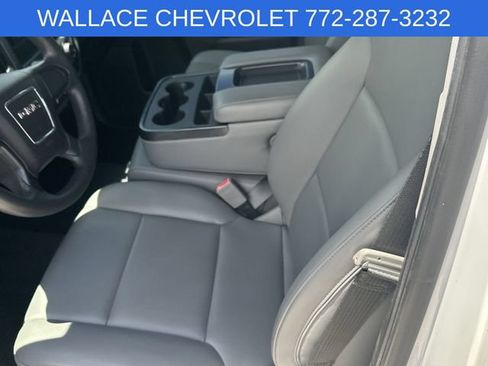 Used 2018 GMC Sierra 1500 2WD Crew Cab image 16