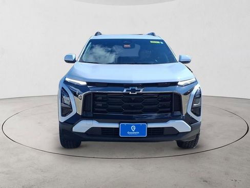 New 2026 Chevrolet Equinox ACTIV w/ Convenience Package III image 2