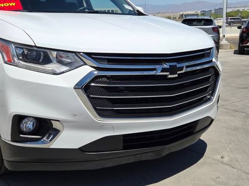 Used 2019 Chevrolet Traverse LT FWD image 8