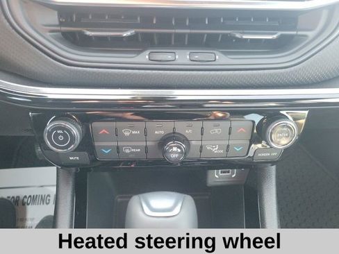 New 2026 Jeep Compass Latitude image 7