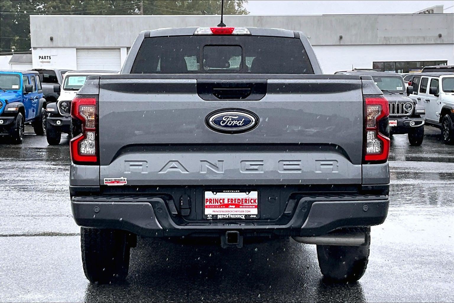 Used 2024 Ford Ranger XLT w/ FX4 Off-Road Package AWD/4WD image 4