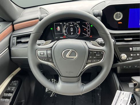 New 2025 Lexus ES 350 w/ Premium Package image 18