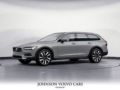 New 2026 Volvo V90 B6 Cross Country Ultra w/ Protection Package Premier