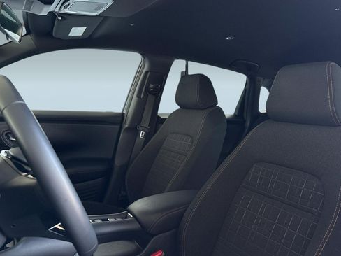 Certified 2024 Honda HR-V Sport image 19