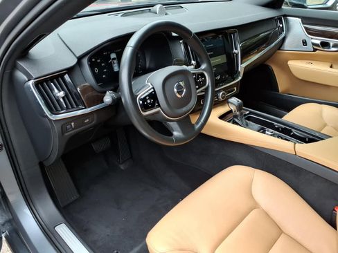 Used 2018 Volvo S90 T6 Momentum w/ Convenience Package AWD/4WD image 14