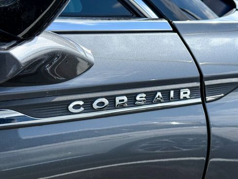 Used 2023 Lincoln Corsair Reserve w/ Equipment Group 201A AWD/4WD image 6