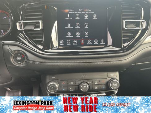 Used 2022 Dodge Durango SXT w/ Blacktop Package image 15
