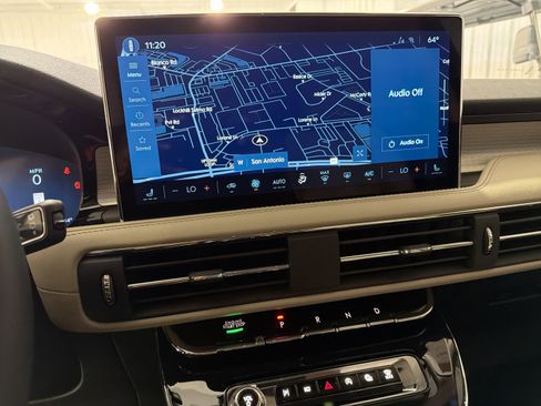 New 2026 Lincoln Corsair Premiere FWD image 19