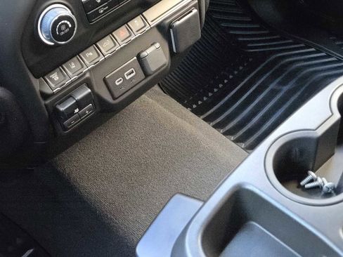 Certified 2024 Chevrolet Silverado 2500 Custom w/ Custom Value Package image 21