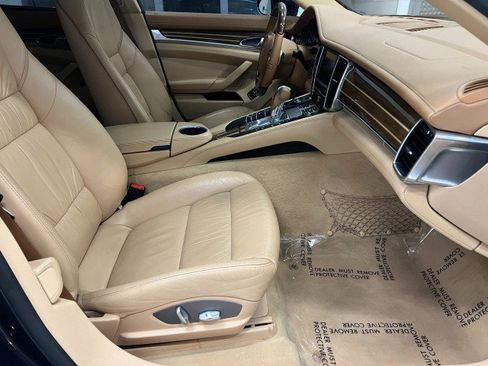 Used 2010 Porsche Panamera 4S AWD/4WD image 13