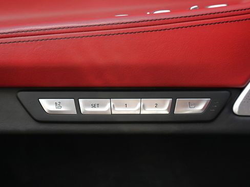 Used 2018 BMW M760i xDrive AWD/4WD image 14