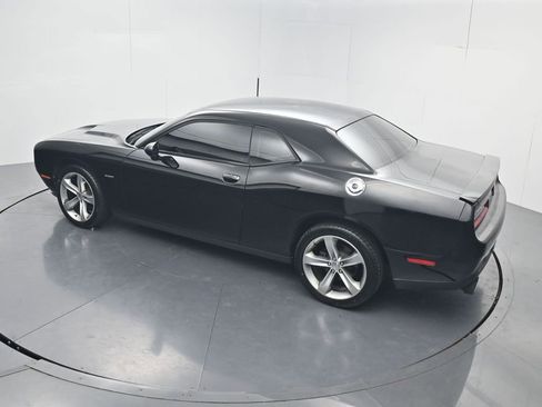 Used 2016 Dodge Challenger R/T RWD image 50