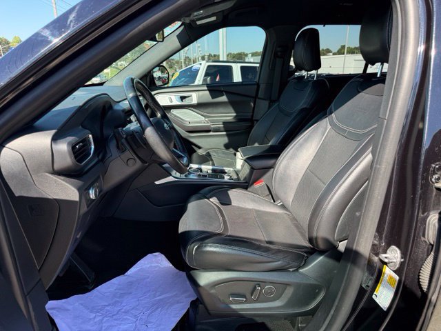 Used 2020 Ford Explorer ST w/ Premium Technology Package AWD/4WD image 16