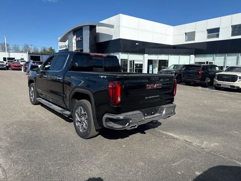 New 2026 GMC Sierra 1500 SLT AWD/4WD image 3
