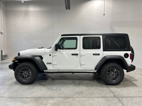 New 2025 Jeep Wrangler Sport S image 9