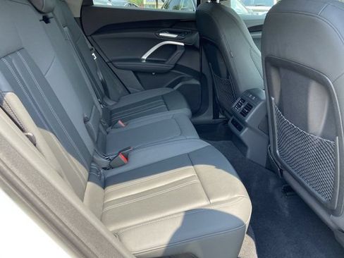 Used 2025 Audi Q5 Premium w/ Convenience Package AWD/4WD image 29