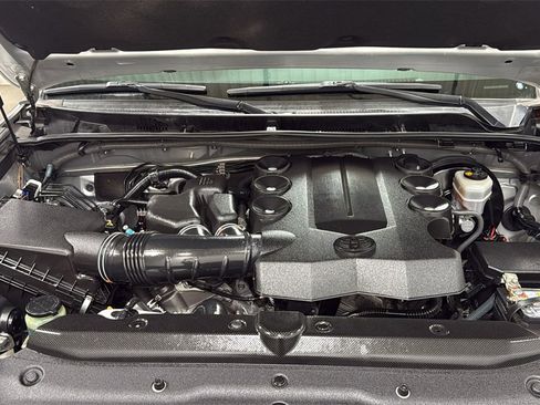 Used 2017 Toyota 4Runner Limited image 25