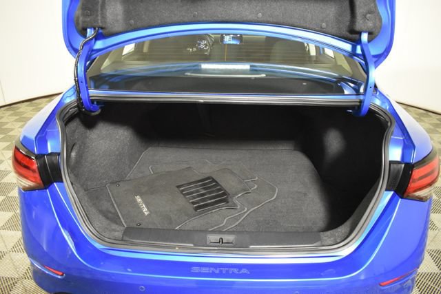 Used 2025 Nissan Sentra SV FWD image 29