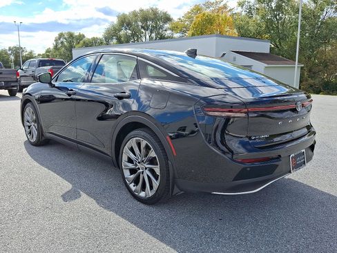 Certified 2025 Toyota Crown Limited w/ Advanced Technology Package image 5