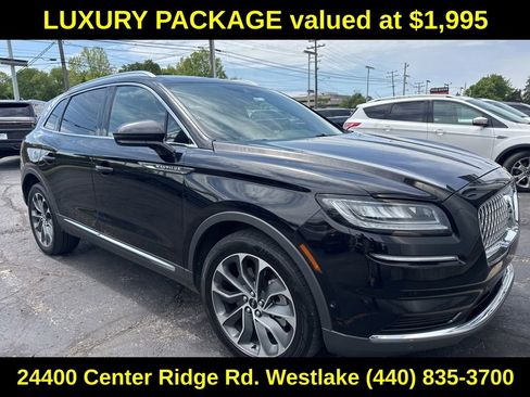Used 2022 Lincoln Nautilus Reserve AWD/4WD image 4