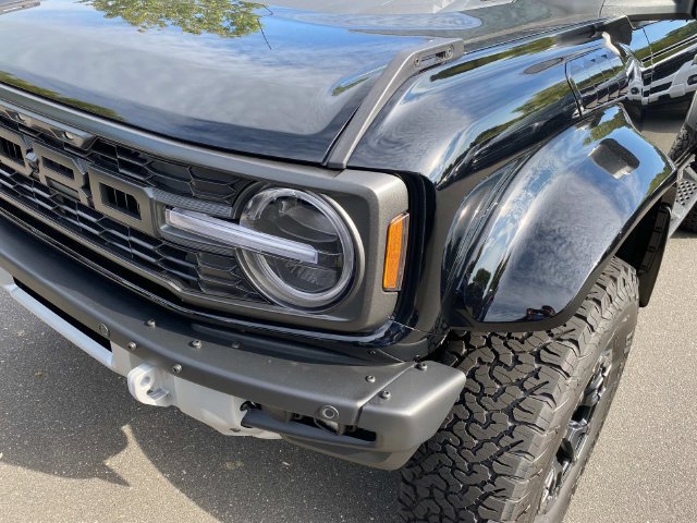 New 2026 Ford Bronco Raptor w/ Interior Carbon Fiber Pack AWD/4WD image 4