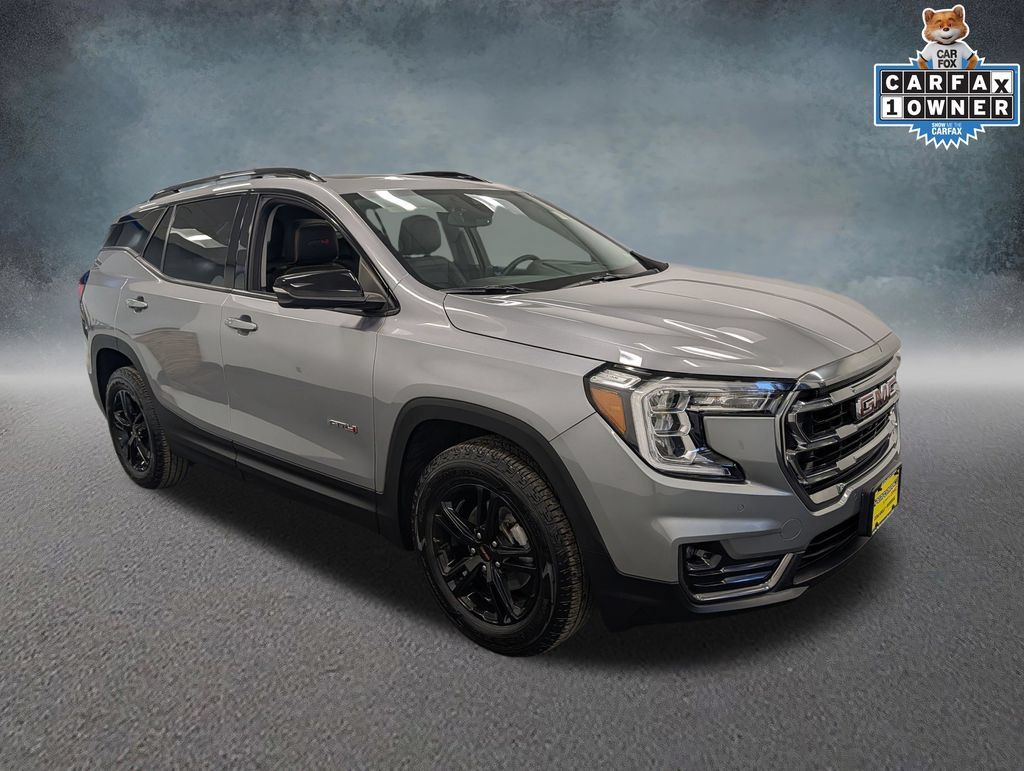 Used 2024 GMC Terrain AT4 w/ Tech Package AWD/4WD image 3
