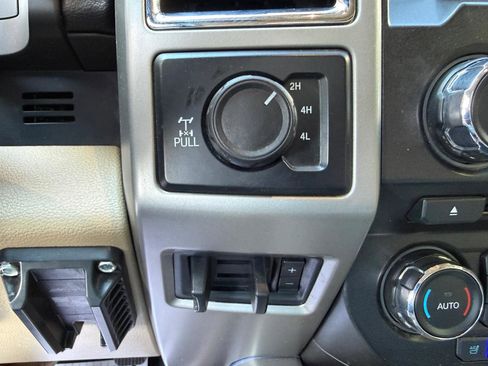 Used 2018 Ford F250 Lariat w/ Lariat Value Package AWD/4WD image 18