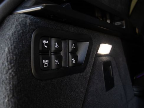 Used 2023 BMW X7 xDrive40i w/ Executive Package image 15