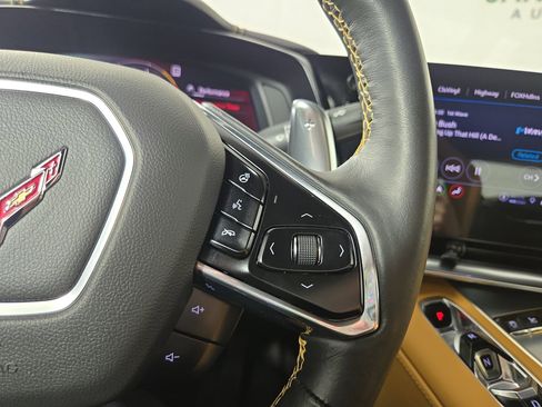 Used 2021 Chevrolet Corvette Stingray Preferred Cpe w/ Engine Appearance Package image 15