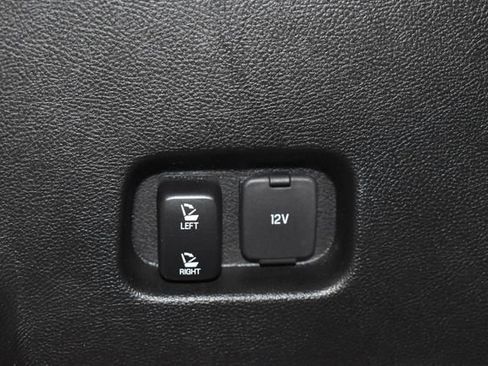 Used 2023 Ford Edge SEL image 33